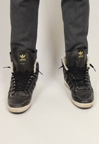 VINTAGE ADIDAS TRAINERS