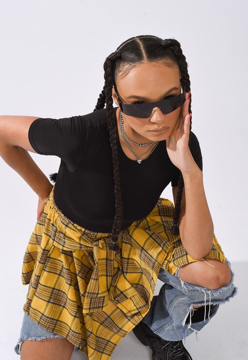 garment image