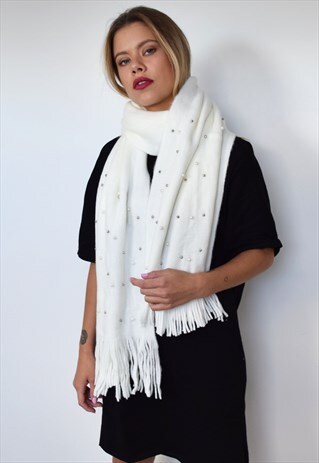 WHITE EMBELLISHED SCARF