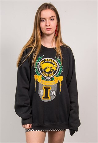 90'S IOWA HAWKEYES BLACK USA SWEATSHIRT
