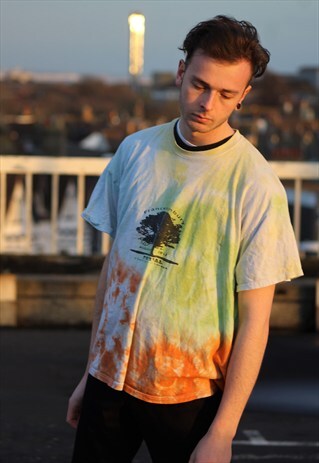 VINTAGE // TYE-DYE // FESTIVAL TEE