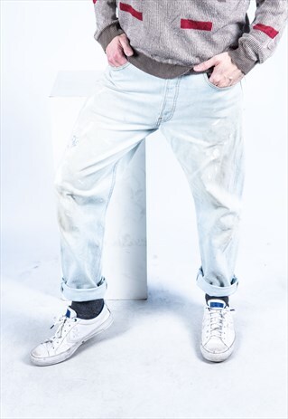 VINTAGE LEVI'S 501 JEANS IN LIGHT BLUE WITH PAINT MARKS