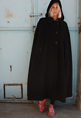 VINTAGE 80' HALLOWEEN BLACK WOOL PONCHO WITH HOOD