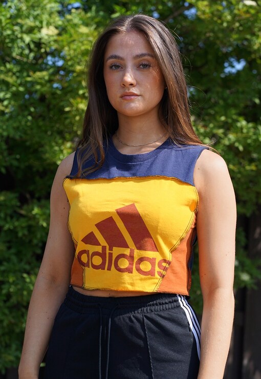 garment image
