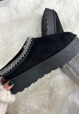Azelle Collection Black Faux Suede Platform Slipper Shoe