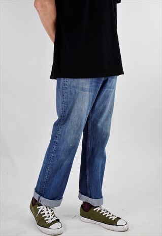 VINTAGE 90'S LEVI'S 501 JEANS. VINTAGE-LOOK WASH. UNISEX