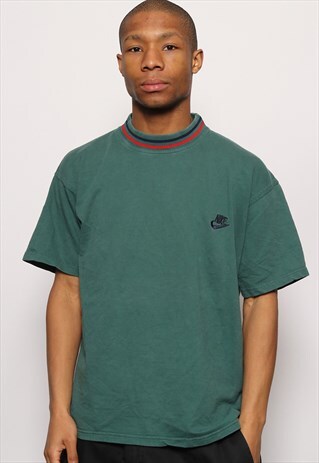 VINTAGE NIKE LOGO T-SHIRT GREEN