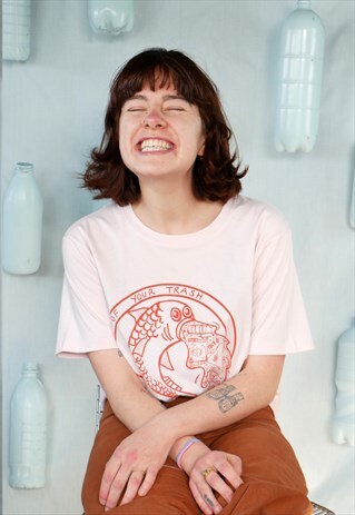 ORGANIC T-SHIRT IN BLUSH PINK WITH PLASTIC PUKE FISH PRINT