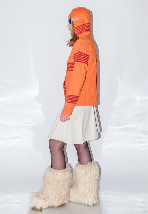 garment image