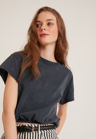 ELASTIC HEM T-SHIRT