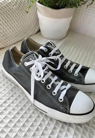 Black Low Leather Lace Up Converse UK10