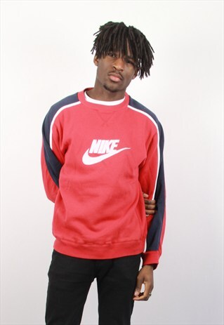 VINTAGE NIKE SWEATSHIRT