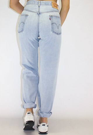 VINTAGE 90'S HIGH WAISTED TAPERED LEG MOM JEANS