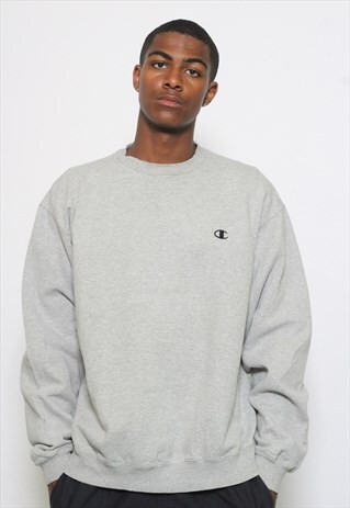 VINTAGE CHAMPION SWEATSHIRT