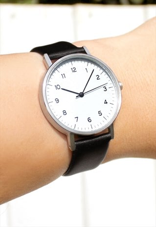 Classic Silver Numbered Watch