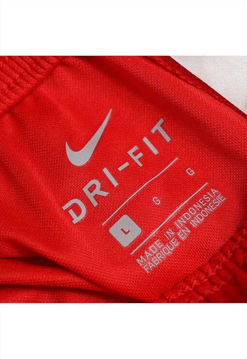 garment image