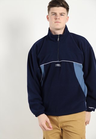 VINTAGE UMBRO 1/4 ZIP FLEECE IN NAVY BLUE