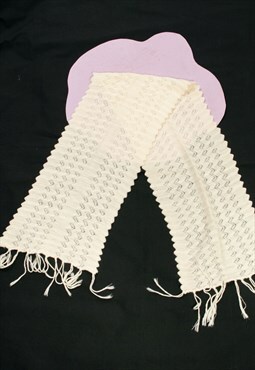 Vintage Knitted Scarf 70s Preppy Fringe Shawl in Beige
