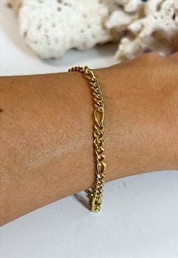 1990's Gold Figaro Chain Bracelet