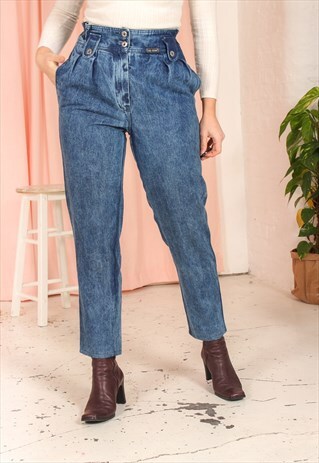 VINTAGE 80S HIGH WAISTED JEANS IN MID WASH