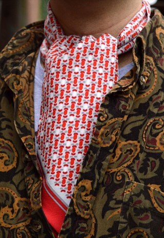 VINTAGE CRAVAT