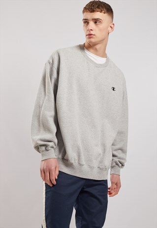 VINTAGE CHAMPION SWEATSHIRT