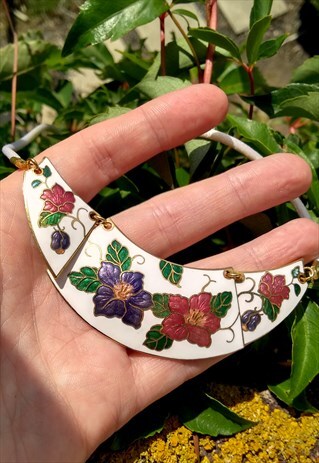 VINTAGE 1980S CLOISONNE ENAMEL NECKLACE - WHITE