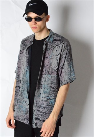 VINTAGE 90S ABSTRACT SHORT SLEEVE SHIRT