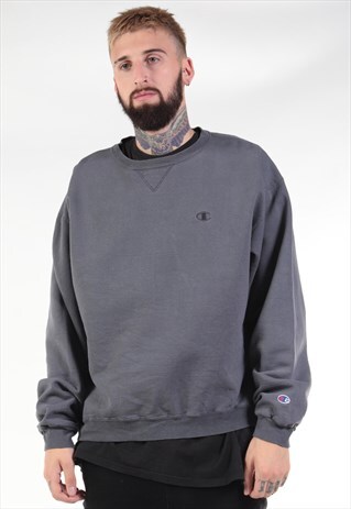 VINTAGE CHAMPION SWEATSHIRT