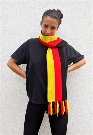 VINTAGE DEUTSCHLAND FOOTBALL SCARF