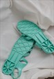 VINTAGE 90S BEACH JELLY SANDALS IN ELECTRIC GREEN 