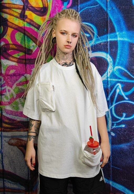 garment image