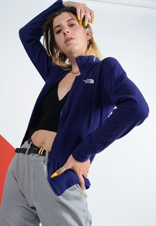 THE NORTH FACE FLEECE WITH LOGO IN PURPLE.