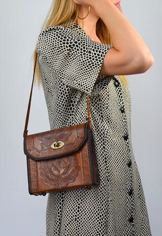 VINTAGE 70S BROWN LEATHER WESTERN BOHO TOOLED SHOULDER BAG
