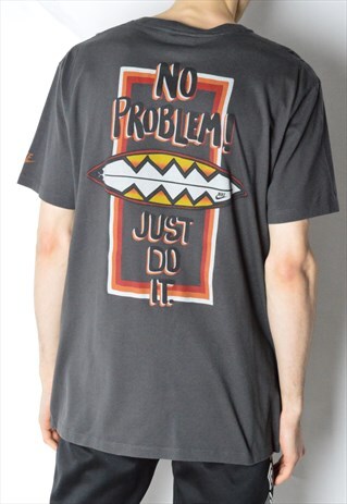VINTAGE 90S GREY NIKE T-SHIRT