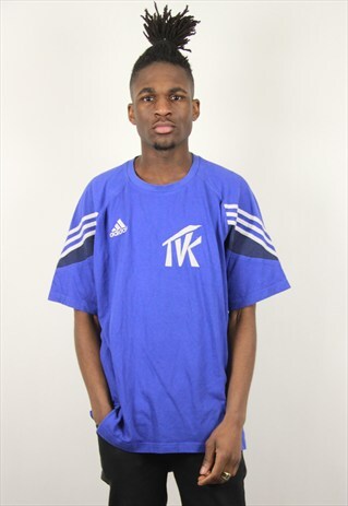 VINTAGE ADIDAS TSHIRT