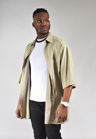 VINTAGE LEVI'S BEIGE SHORT SLEEVED SHIRT