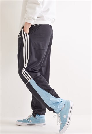 VINTAGE ADIDAS TRACKSUIT BOTTOMS BLACK