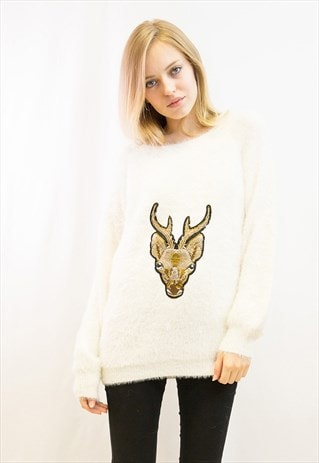 FLUFFY CHRISTMAS JUMPER WITH EMBROIDERED REINDEER IN WHITE