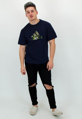 VINTAGE ADIDAS T-SHIRT