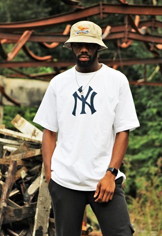 RETRO / EARLY 90'S / NEW YORK YANKEES / WHITE T-SHIRT