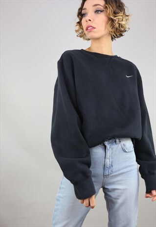 VINTAGE RETRO OVERSIZED BLACK NIKE SWEATER SWEATSHIRT