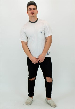 VINTAGE ADIDAS T-SHIRT