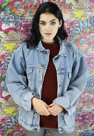 VINTAGE 80S LIGHT BLUE WRANGLER DENIM JACKET. UNISEX