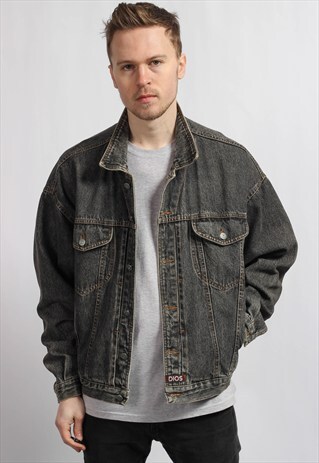 VINTAGE DENIM JACKET