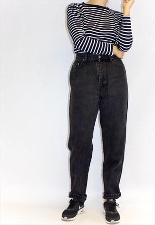 VINTAGE HIGH WAISTED BLACK WASH LEVI MOM JEANS