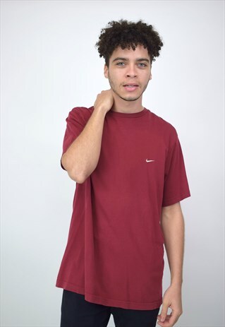VINTAGE 90'S NIKE RED T-SHIRT