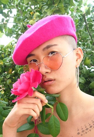 PINK TINT LENS HEART SUNGLASSES
