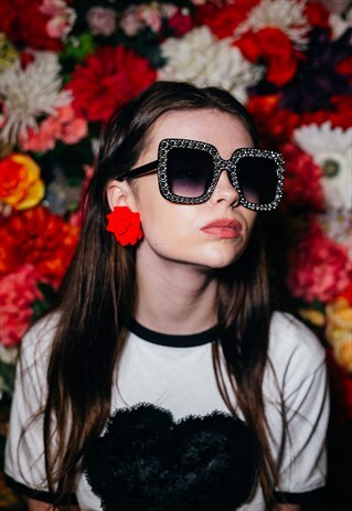 OVERSIZED DIAMANTE STATEMENT SUNNIES