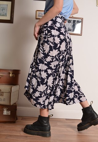 VINTAGE 80S FLORAL MIDI SKIRT IN BLUE